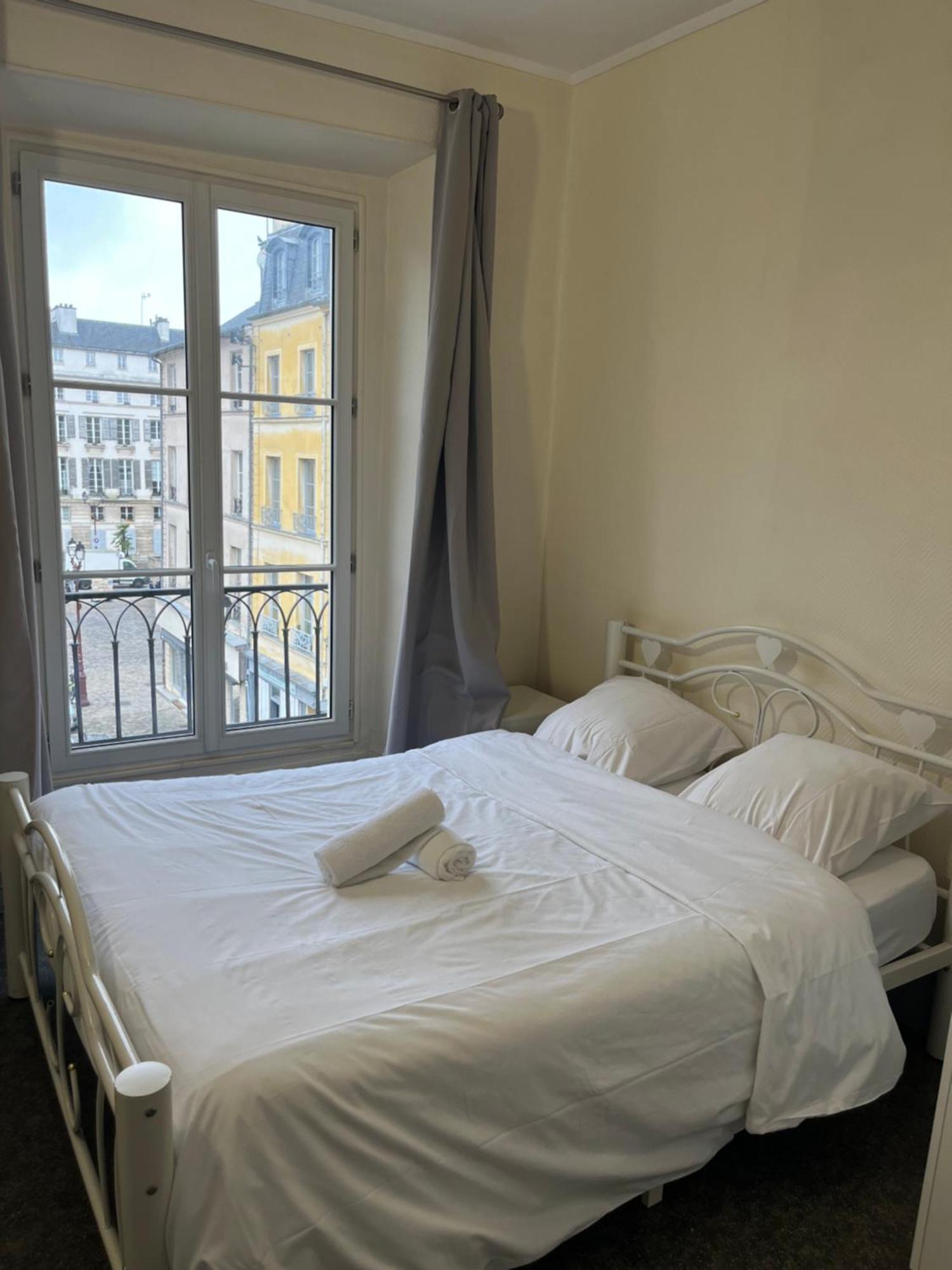L'Esperance Hotel Версал Екстериор снимка